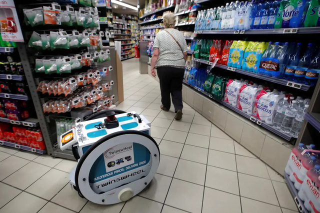 Mùa mua sắm cuối năm: robot sẽ là nhân vật chính? - Ảnh 3.