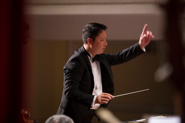 Nhạc cổ điển một lần nữa chia sẻ sân khấu với pop, rock - Ảnh 1.