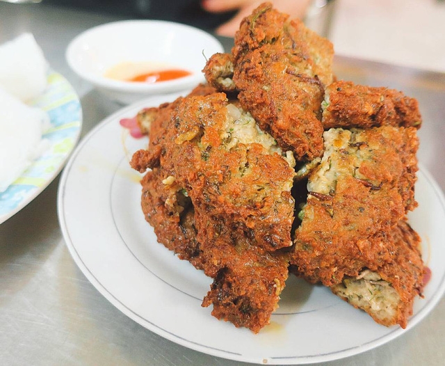 Háo hức ngóng đợi mùa chả rươi Tứ Kỳ - Ảnh 3.