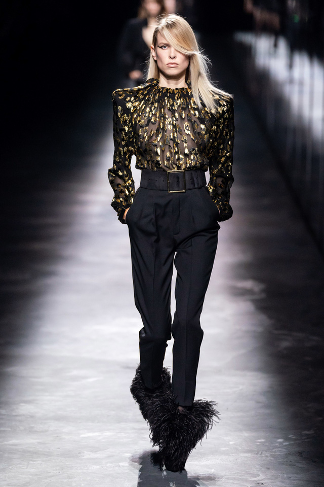 BST Thu – Đông 2019 của Saint Laurent: nữ quyền dưới lăng kính vô cực - Ảnh 11.