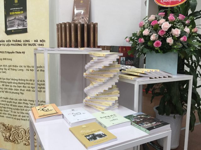 Tủ sách Thăng Long ngàn năm văn hiến sẽ được số hóa toàn bộ - Ảnh 1.