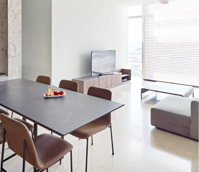 Căn hộ gọn gàng và tối giản như chưa có người ở - Ảnh 1.