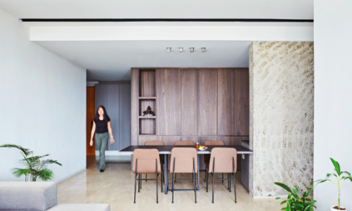 Căn hộ gọn gàng và tối giản như chưa có người ở