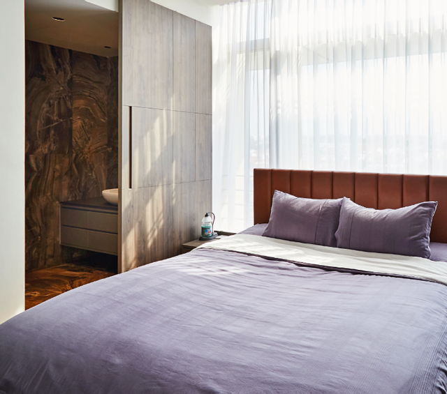 Căn hộ gọn gàng và tối giản như chưa có người ở - Ảnh 4.