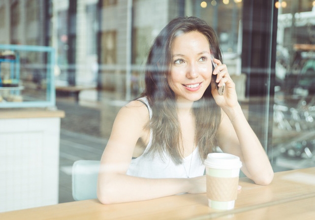 Vì sao bạn vẫn nên dùng kem chống nắng trong mùa đông? - Ảnh 2.