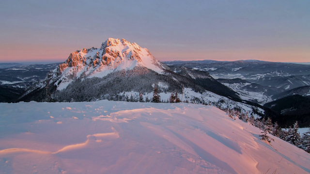 Đến Snowy Mountains để ngắm tuyết giữa mùa hè - Ảnh 3.