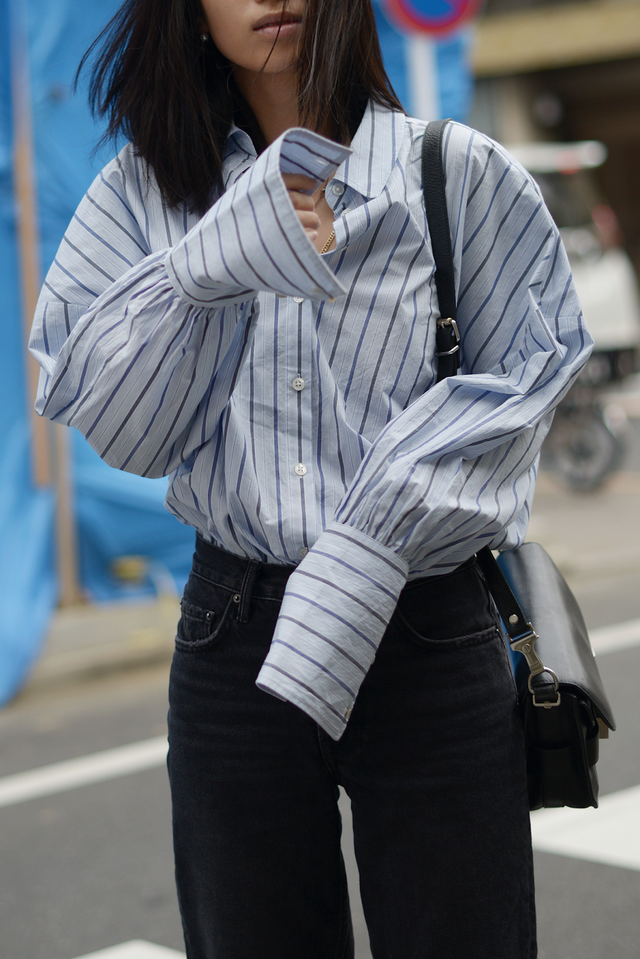 Sơ mi oversized cho mùa hè cá tính - Ảnh 2.