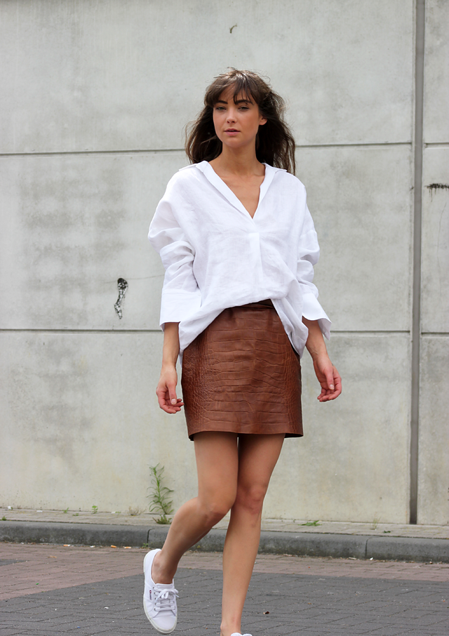 Sơ mi oversized cho mùa hè cá tính - Ảnh 8.