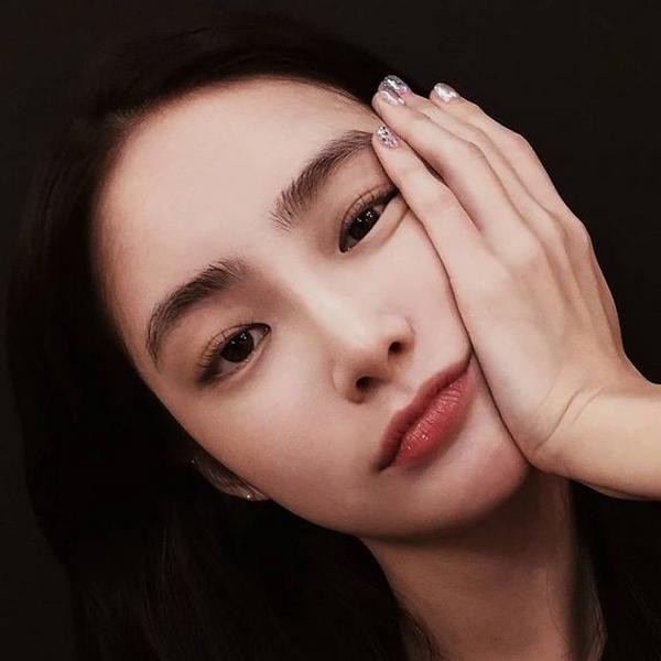 Kiểu lông mày nào được yêu thích năm nay? - Ảnh 3.