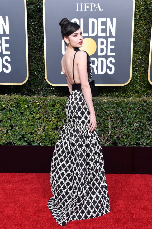 10 bộ cánh đẹp nhất trên thảm đỏ Lễ trao giải Quả Cầu Vàng 2019 - Ảnh 10.