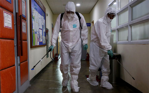 Ngày 15/6, Bộ Y tế Hàn Quốc xác nhận có thêm 5 ca nhiễm MERS mới, nâng 
tổng số người nhiễm lên 150, trong đó 16 người đã thiệt mạng - Ảnh: Bloomberg.<br>