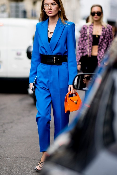 Mùa Xuân - Hè 2020: bộ suits nữ sẽ phủ sóng? - Ảnh 14.