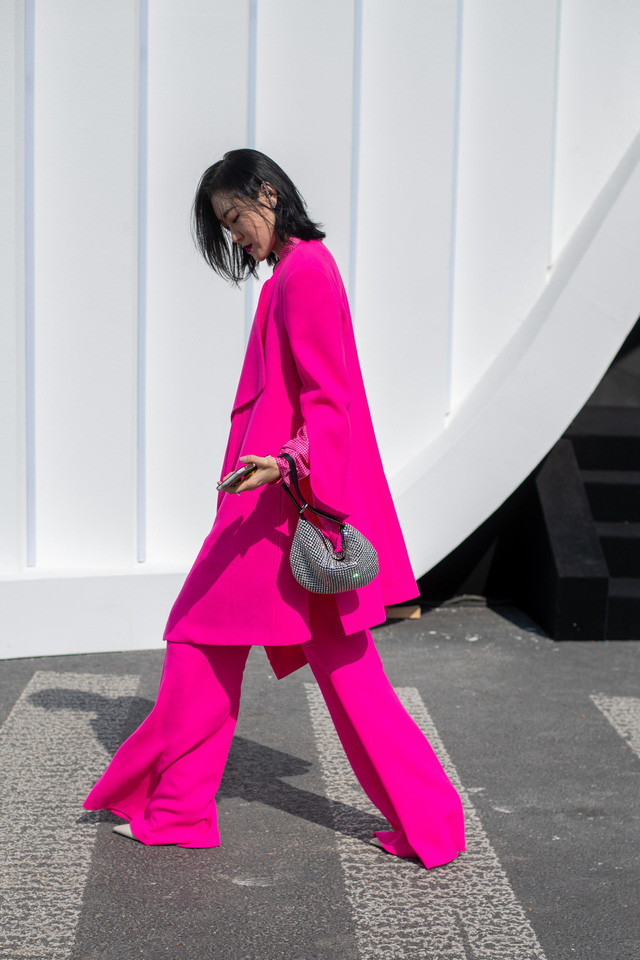 Street style tại các tuần lễ thời trang: suits vẫn phủ sóng - Ảnh 7.