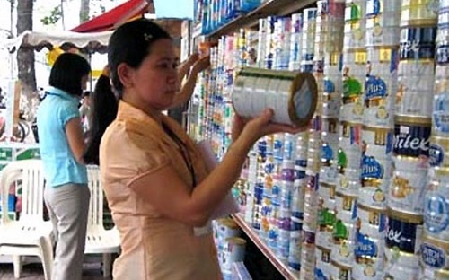 <span style="font-family: 'Times New Roman'; font-size: 15px;">Từ đầu năm 2014, nhiều nhãn hàng sữa đã và đang “âm thầm” tăng giá.</span>