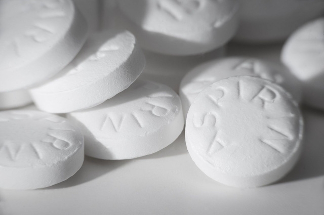 Sốt xuất huyết: tuyệt đối không dùng aspirin và ibuprofen - Ảnh 1.