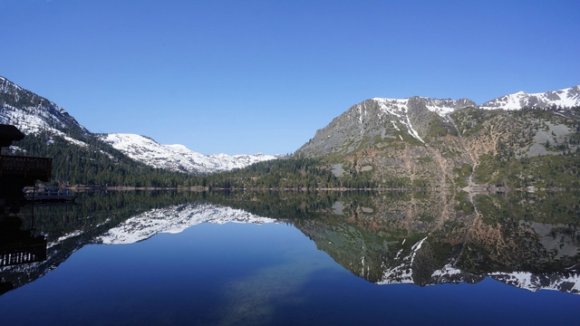 Cùng ngắm 5 hồ nước tự nhiên đẹp nhất thế giới - Ảnh 6.