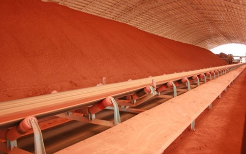 Phó chủ tịch Quốc hội đã đề nghị các cơ quan chức năng 
tiếp tục quan tâm đánh giá hiệu quả kinh tế lâu dài của dự án bauxite, 
gắn với quốc phòng - an ninh.