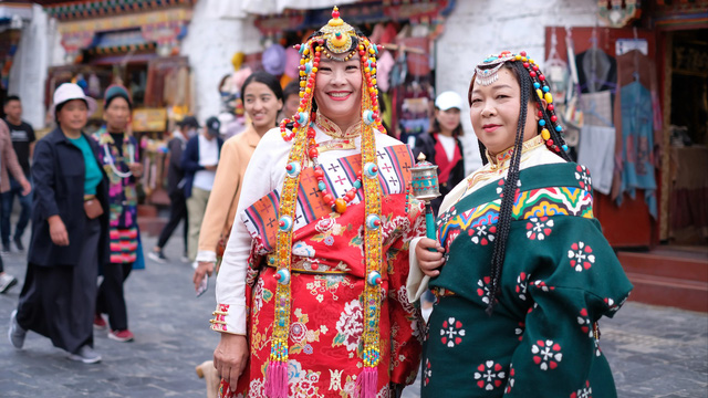 Toàn cầu hóa & một tương lai mới cho Tây Tạng - Ảnh 2.