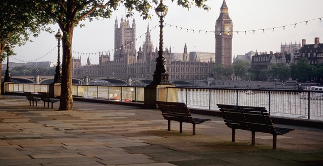 Ngắm London từ hai bờ sông Thames - Ảnh 2.