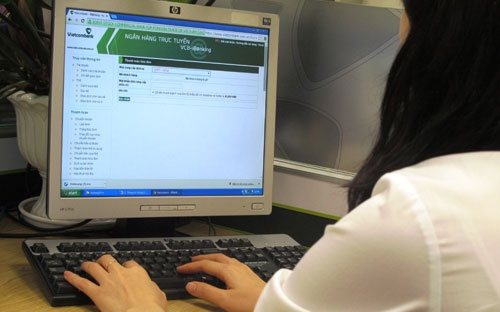 Khách hàng có thể sử dụng các tính năng thanh toán mở rộng này trên kênh ngân hàng trực tuyến VCB-iB@nking của Vietcombank.<br>