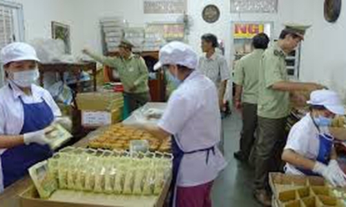 Hà Nội đẩy mạnh thanh tra an toàn thực phẩm, cần tiến hành toàn diện hơn