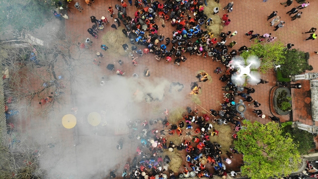 Về làng Thị Cấm, xem người thổi cơm - Ảnh 4.