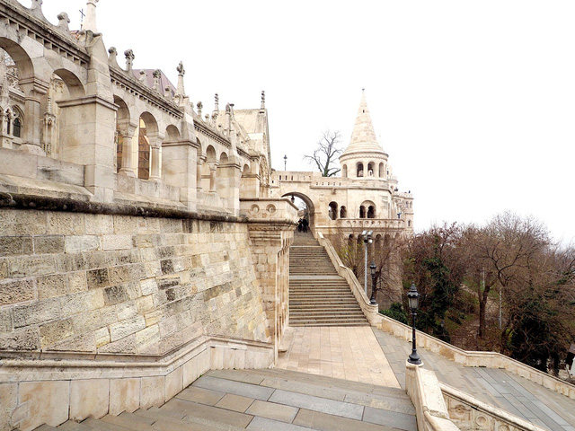 Đến Budapest để ngắm sông Danube - Ảnh 7.