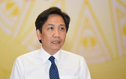 Thứ trưởng Bộ Nội vụ Trần Anh Tuấn: "Trong việc bổ nhiệm cán bộ lãnh đạo, hiện một số địa phương hiện có quy chuẩn, quy định bổ sung".<br>