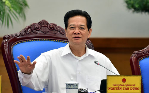 Thủ tướng cho rằng, nhiệm vụ hàng đầu hiện này vẫn là ổn định vĩ mô, ưu tiên gỡ khó cho doanh nghiệp.<br>