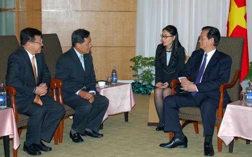 Thủ tướng Nguyễn Tấn Dũng tiếp Chủ tịch Tập đoàn Dầu khí Thái Lan (PTT) ngày 20/12.<br>