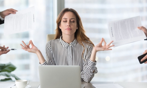 Những mẹo nhỏ để hóa giải cơn stress cuối năm