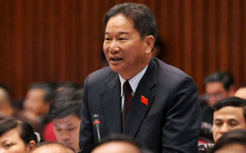 Đại biểu Nguyễn Bá Thuyền: "Điều người ta khen thì mình lại sửa, điều người ta chê thì mình lại giữ lại”.<br>&nbsp;