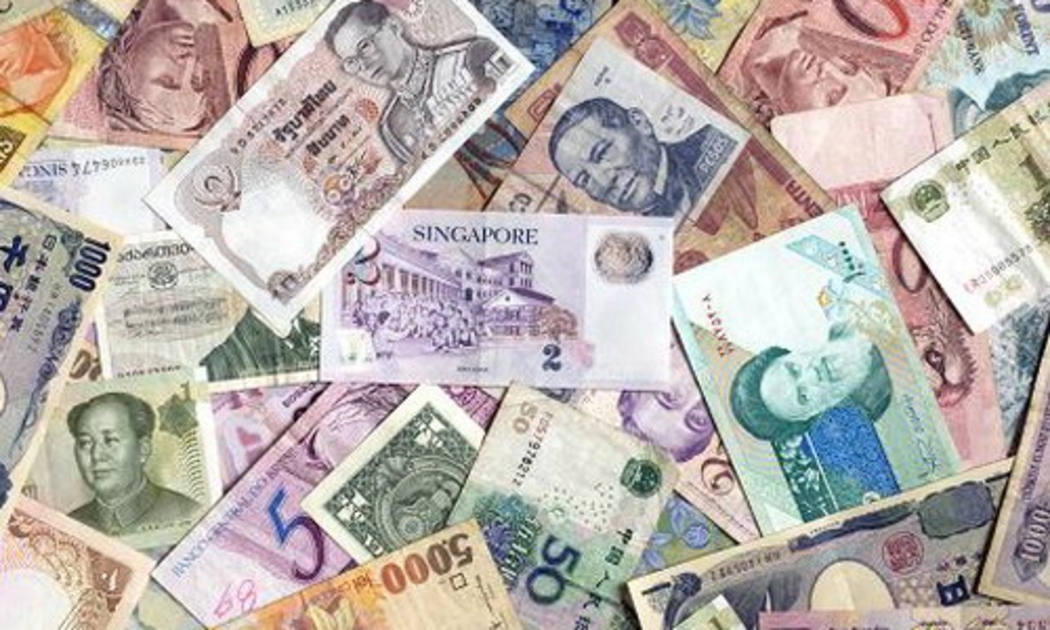 Nếu thị trường dự báo nhiều hơn về khả năng đồng Nhân dân tệ tiếp tục hạ giá, xu thế trên sẽ còn tiếp diễn - Ảnh: CNBC.<br>