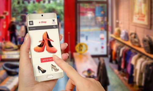 Thị trường quà tặng 8/3: nhộn nhịp online