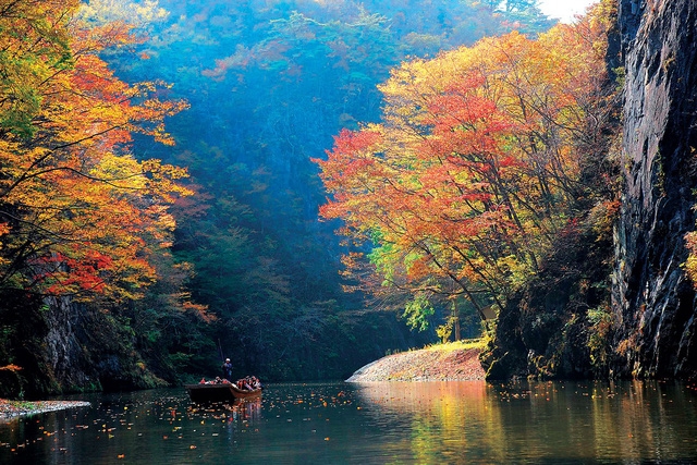 Lên chuyến tàu đến Tohoku mùa lá đỏ - Ảnh 12.