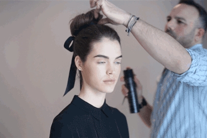 7 bước cho một búi tóc cổ điển đi dự tiệc - Ảnh 7.