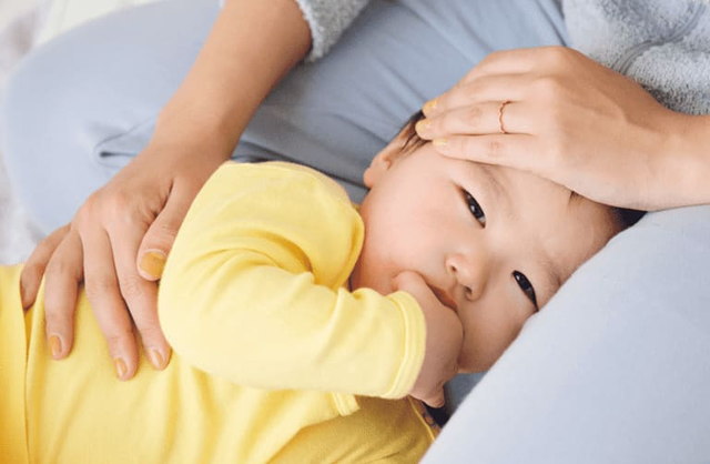 Giúp trẻ phòng tránh 7 bệnh thường gặp khi thời tiết giao mùa - Ảnh 1.