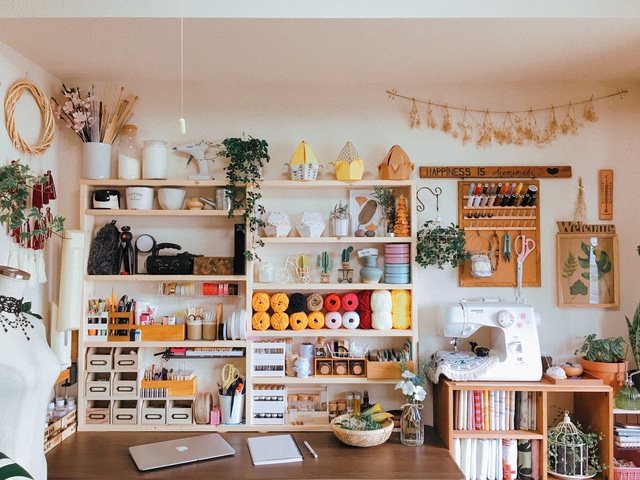 Cô gái trẻ chia sẻ cách trang trí Giáng sinh bằng đồ tái chế - Ảnh 1.