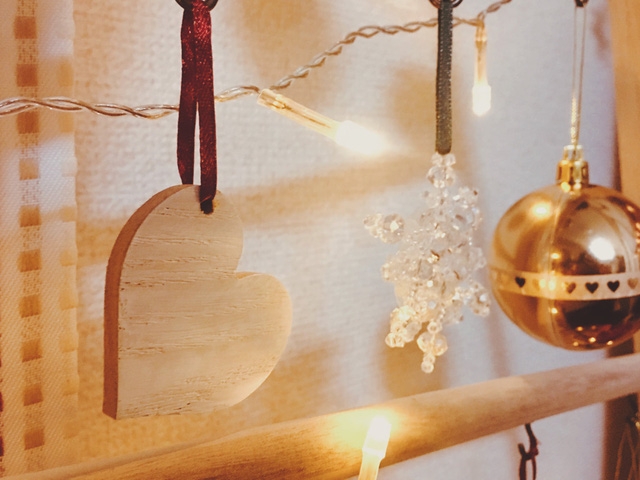 Cô gái trẻ chia sẻ cách trang trí Giáng sinh bằng đồ tái chế - Ảnh 12.