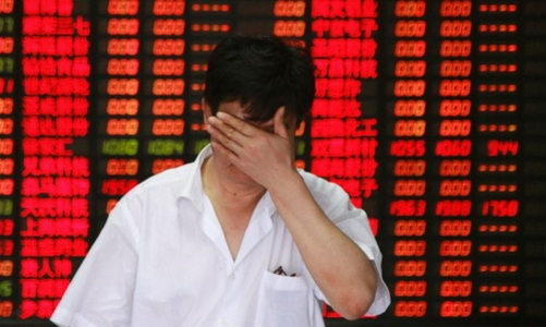 Vốn rút khỏi thị trường mới nổi cao nhất trong 27 năm