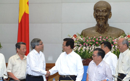 Người đứng đầu Chính phủ đề nghị Liên hiệp hội tiếp tục làm tốt hơn nữa 
vai trò đoàn kết, tập hợp, phát huy vai trò của đội ngũ trí thức phục vụ
 sự nghiệp xây dựng và bảo vệ Tổ quốc.<br>