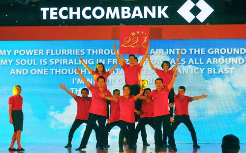 Một văn hóa doanh nghiệp mạnh mẽ chính là chất keo kết nối giúp đoàn kết toàn bộ nhân viên trong một tổ chức.