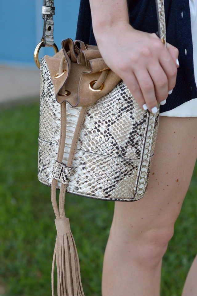 Bucket Bag - chiếc túi không bao giờ lỗi mốt - Ảnh 11.