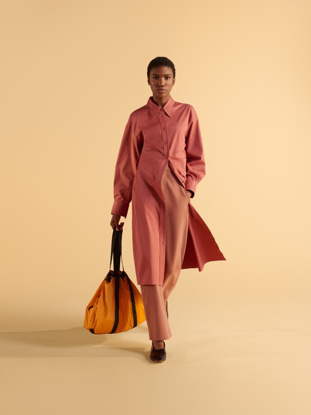 Ngắm BST Xuân - Hè 2019 của Uniqlo U trước khi lên kệ - Ảnh 3.