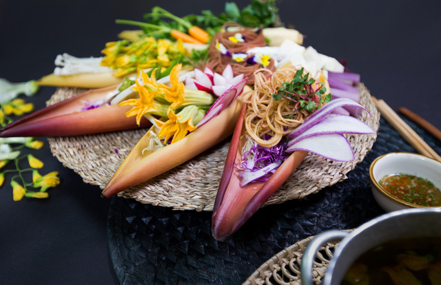 3 không gian đẹp để thưởng thức món chay tại Hà Nội - Ảnh 11.