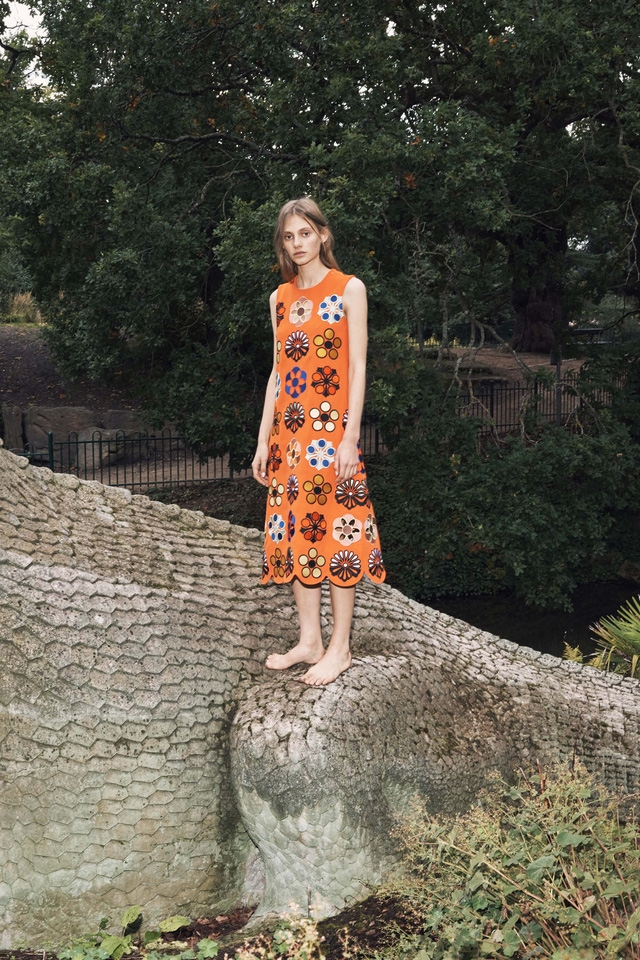 Bí quyết chọn váy suông phù hợp với dáng người - Ảnh 11.