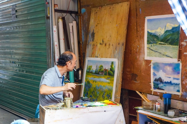 Có một đại công xưởng sao chép tranh tại Trung Quốc - Ảnh 8.