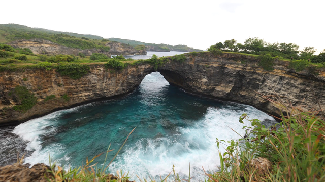 Nusa Penida: một thiên đường ngay tại Indonesia - Ảnh 6.