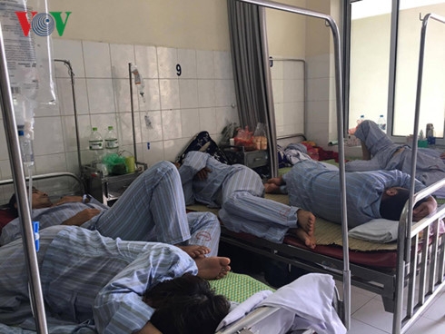 Dịch bệnh sốt xuất huyết vẫn diễn biến phức tạp - Ảnh 1.