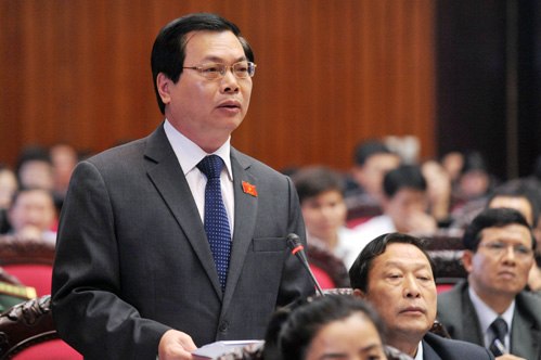 Bộ trưởng Bộ Công Thương Vũ Huy Hoàng tiếp tục được đề xuất chọn trả lời chất vấn trong kỳ họp này.<br>